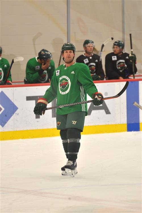 mn wild alumni jersey