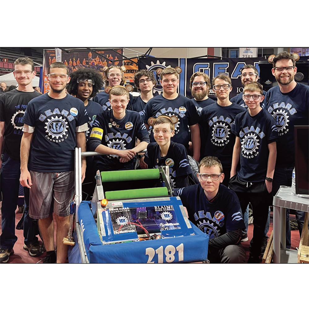  Blaine High School robotics team