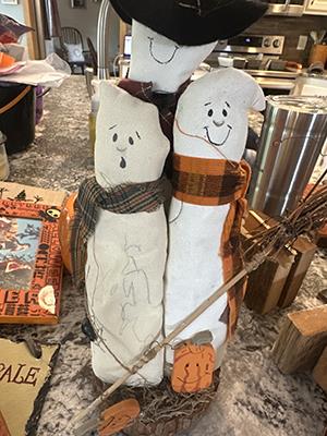 Halloween ghost decor